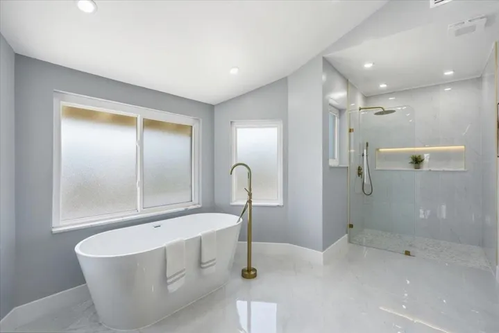 18874 Mount Cimarron Street, Fountain Valley, California 92708