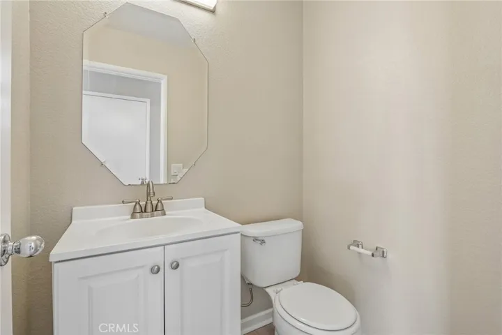 1131 Autumnwood, Perris, California 92571