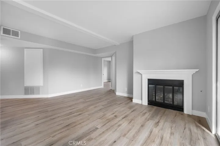 645 Chestnut, Long Beach, California 90802