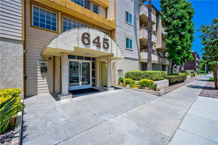 645 Chestnut, Long Beach, California 90802