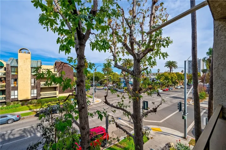 645 Chestnut, Long Beach, California 90802