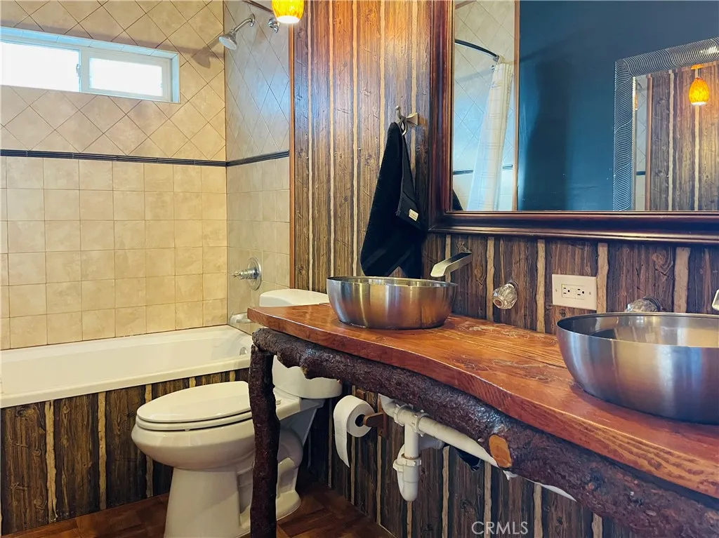 Jetted Tub