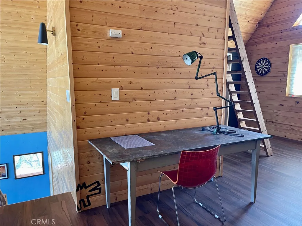 Room for  the desk