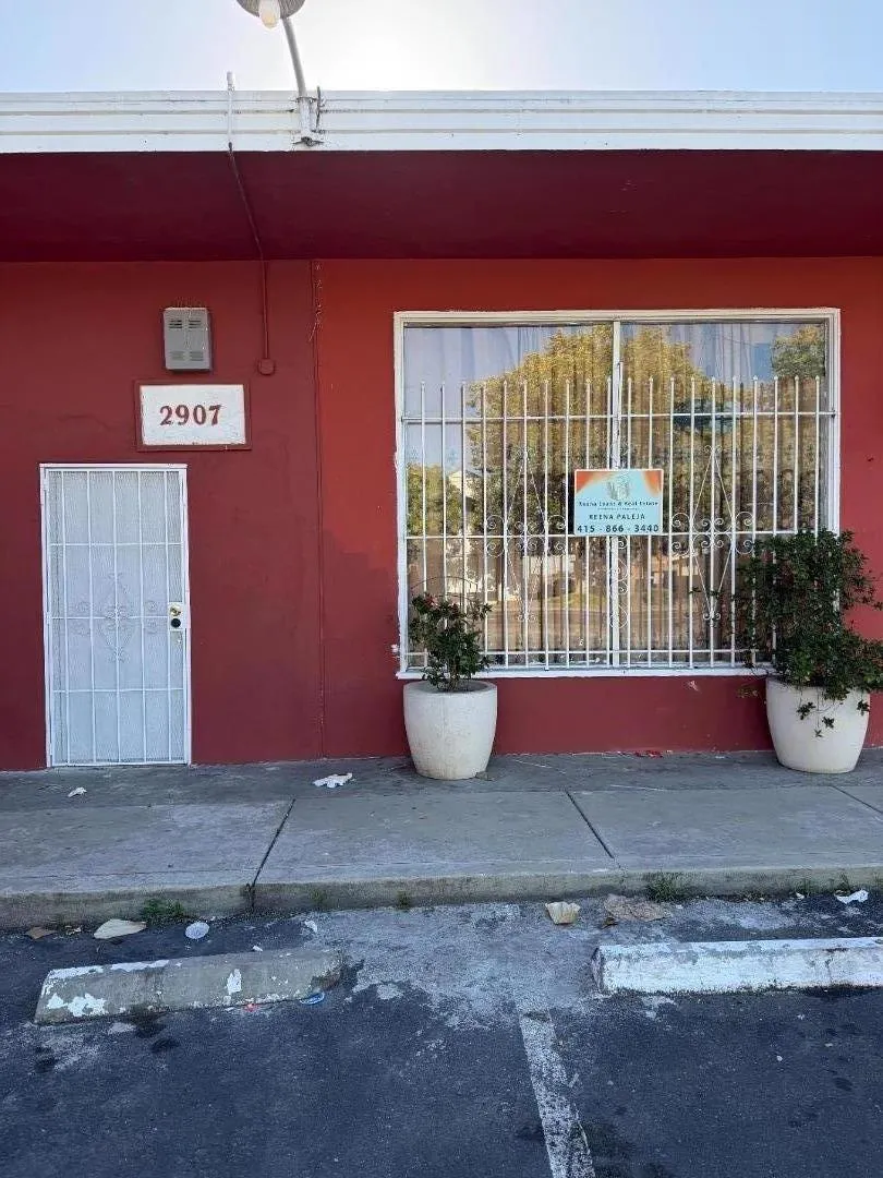 2907 Sonoma Blvd