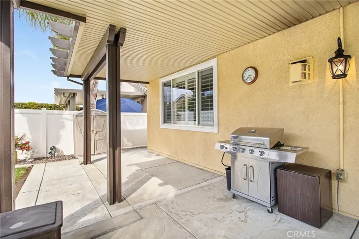 Covered patio a w/nice yard to enjoy.