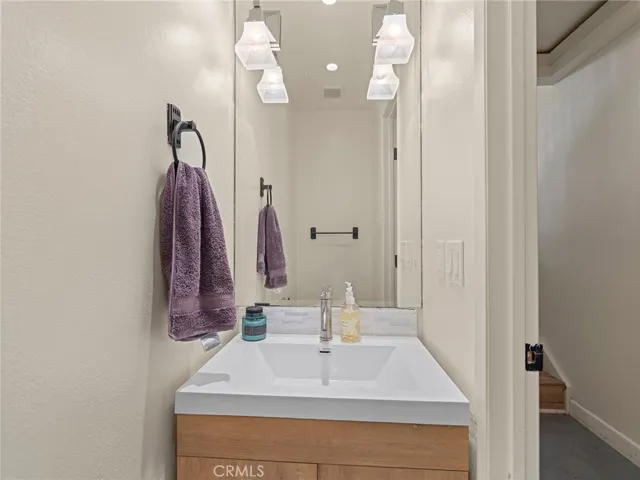 Guest/powder room located on entry level