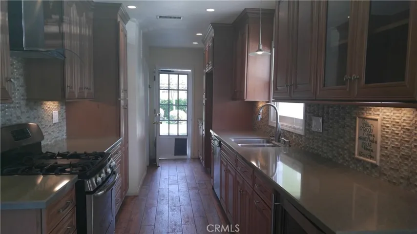 201 E Locust, Orange, California 92867
