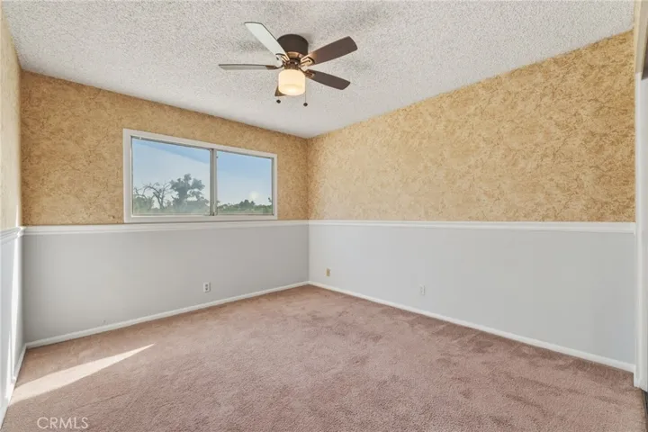 13271 Country Club, Victorville, California 92395