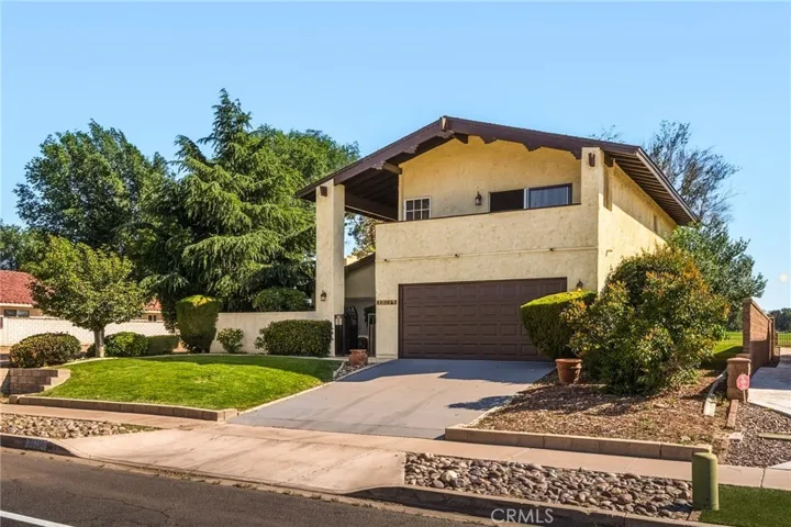 13271 Country Club, Victorville, California 92395