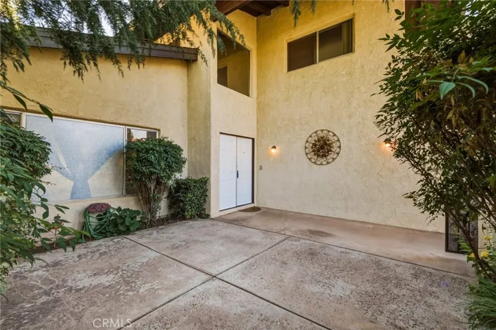 13271 Country Club, Victorville, California 92395