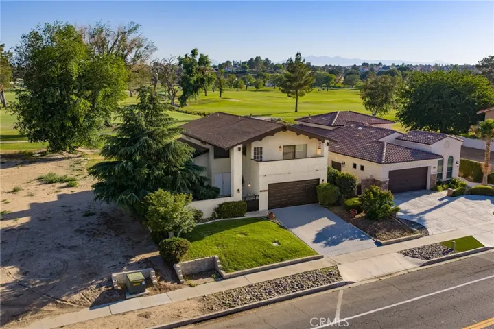 13271 Country Club, Victorville, California 92395