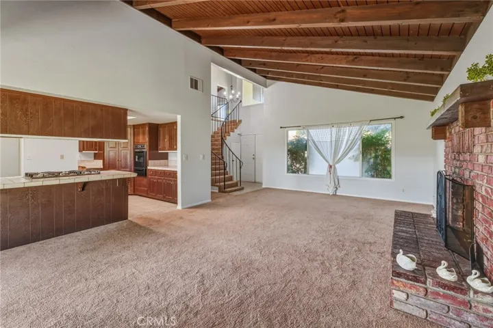 13271 Country Club, Victorville, California 92395