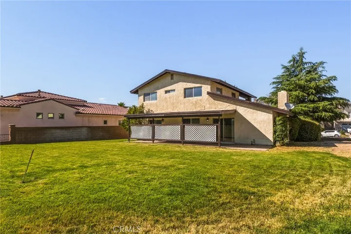 13271 Country Club, Victorville, California 92395