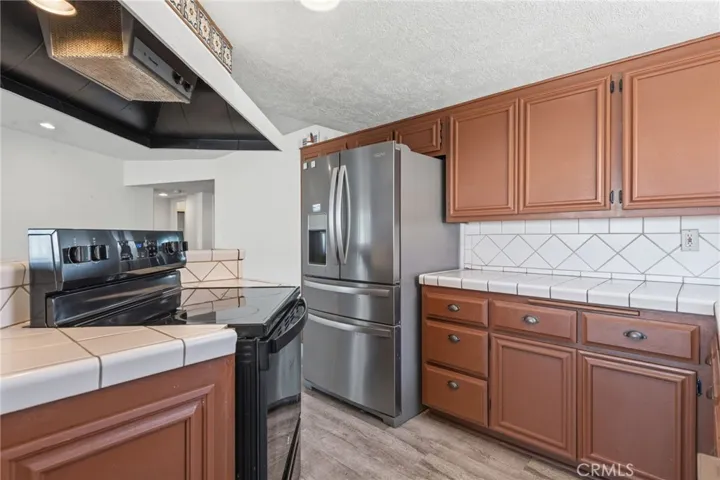 26325 Catamaran Lane, Helendale, California 92342