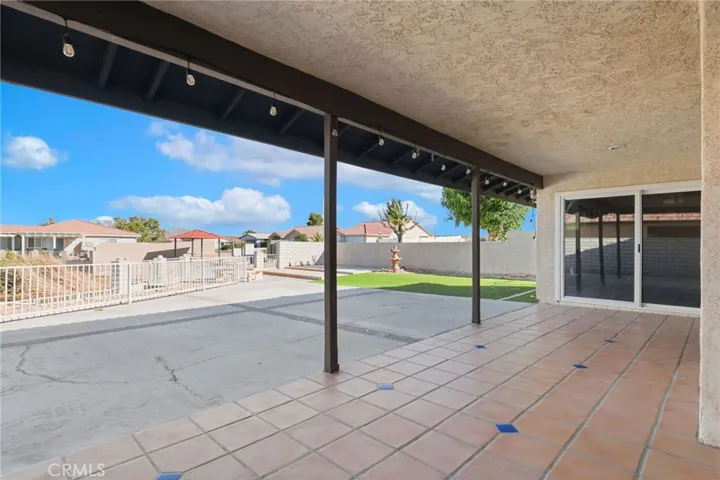 26325 Catamaran Lane, Helendale, California 92342