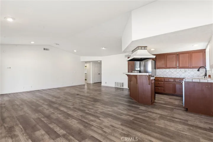 26325 Catamaran Lane, Helendale, California 92342