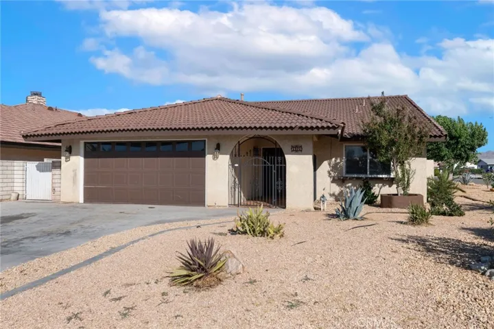 26325 Catamaran Lane, Helendale, California 92342