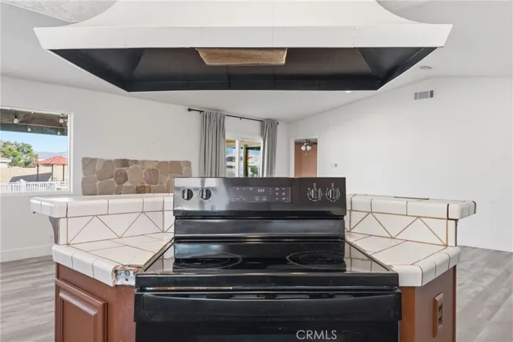 26325 Catamaran Lane, Helendale, California 92342