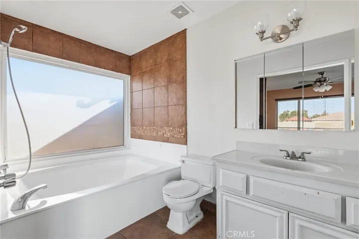 26325 Catamaran Lane, Helendale, California 92342
