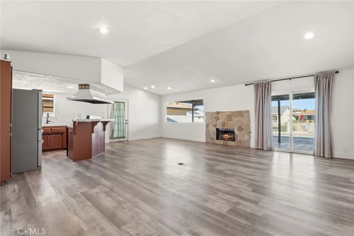 26325 Catamaran Lane, Helendale, California 92342