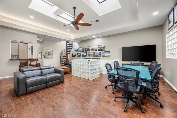 Open Concept with endless possibilities!!!!