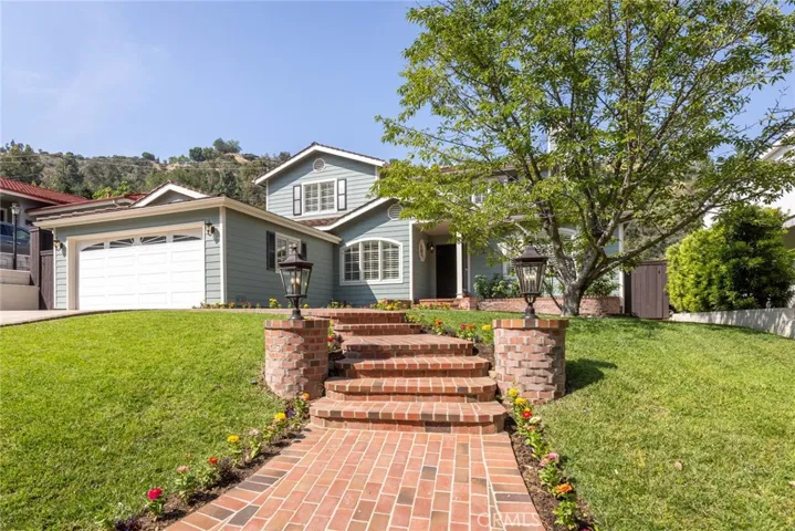 481 Paulette Place, La Canada Flintridge, California 91011