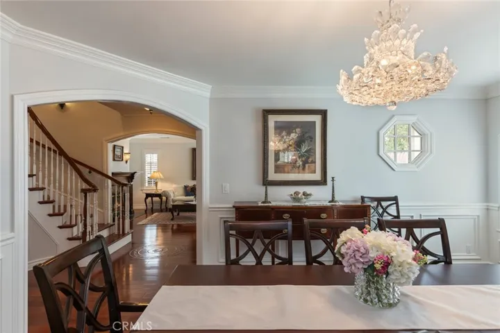 481 Paulette Place, La Canada Flintridge, California 91011
