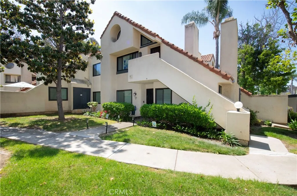 333 N Melrose Dr