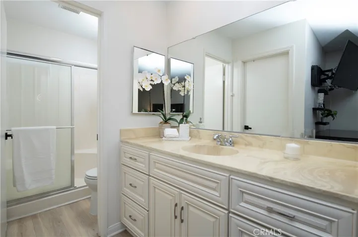333 N Melrose Drive E, Vista, California 92083