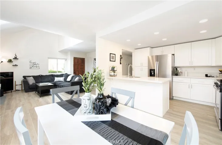 333 N Melrose Drive E, Vista, California 92083