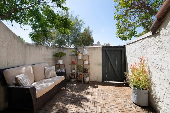 333 N Melrose Drive E, Vista, California 92083