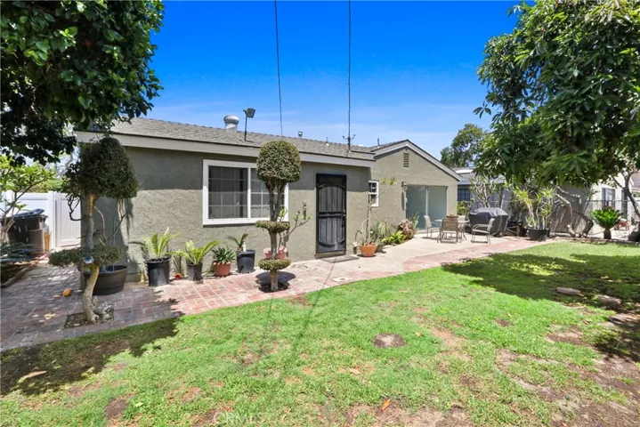 5332 Belle, Cypress, California 90630