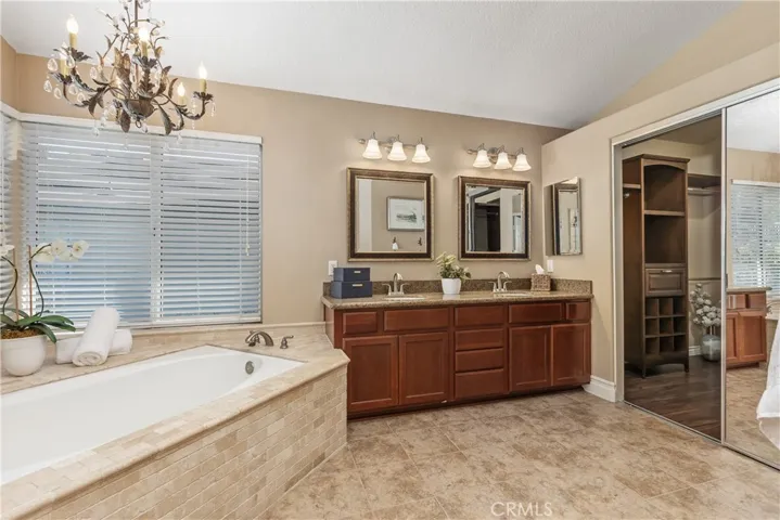 21842 Las Nubes, Rancho Santa Margarita, California 92679