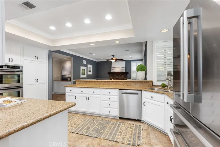 21842 Las Nubes, Rancho Santa Margarita, California 92679