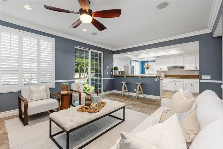 21842 Las Nubes, Rancho Santa Margarita, California 92679