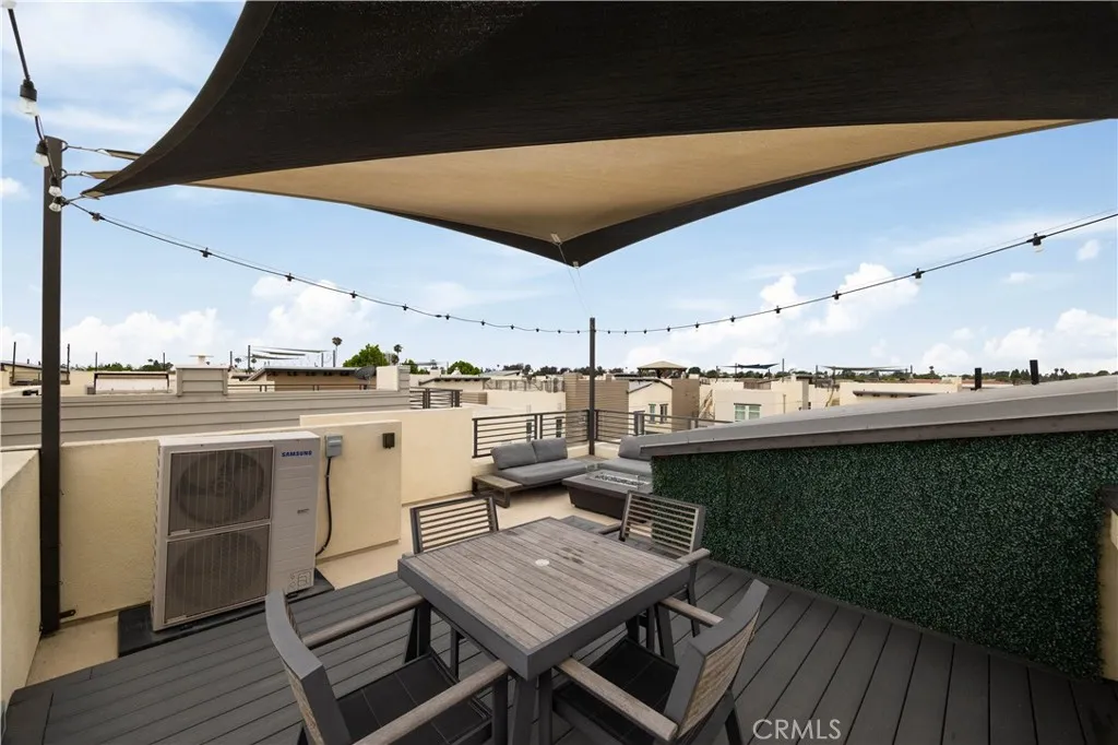 Roof Top Dining