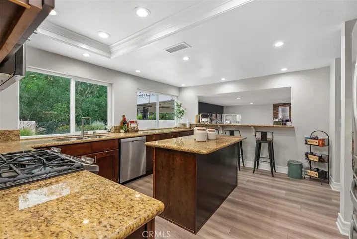 Wow!  Beautiful spacious kitchen with large windows to enjoy the awesome view.