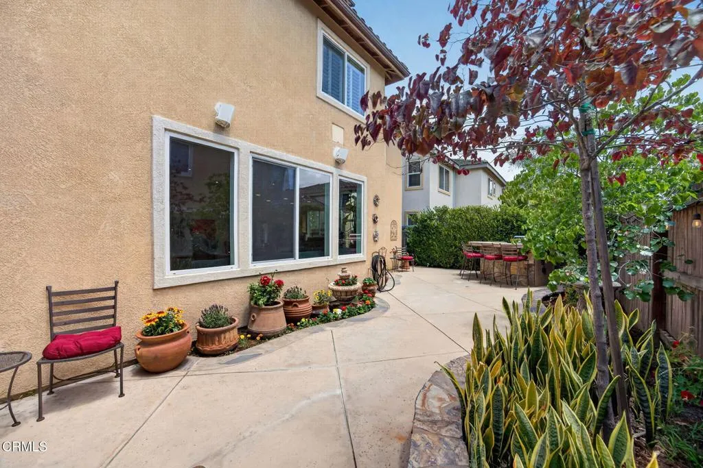 41-web-or-mls-Upmarket Media-4584Marr123
