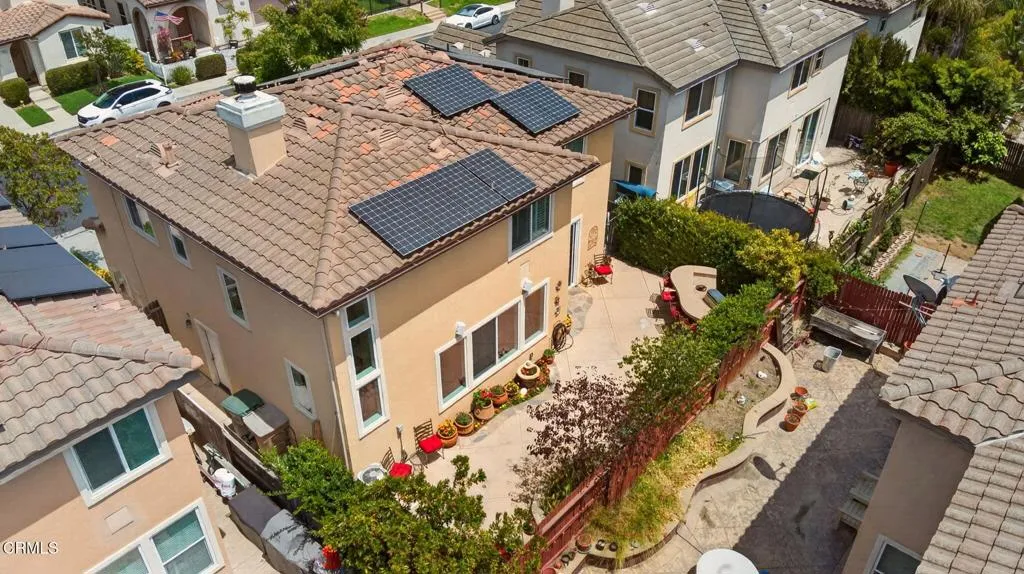 50-web-or-mls-Upmarket Media-4584Marr-ae