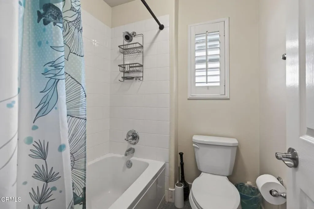 30-web-or-mls-Upmarket Media-4584Marr067