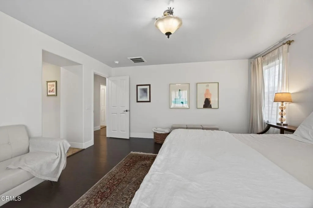 21-web-or-mls-Upmarket Media-4584Marr088