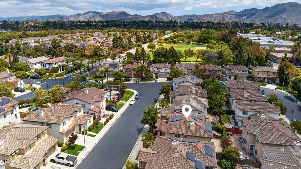 52-web-or-mls-Upmarket Media-4584Marr-ae