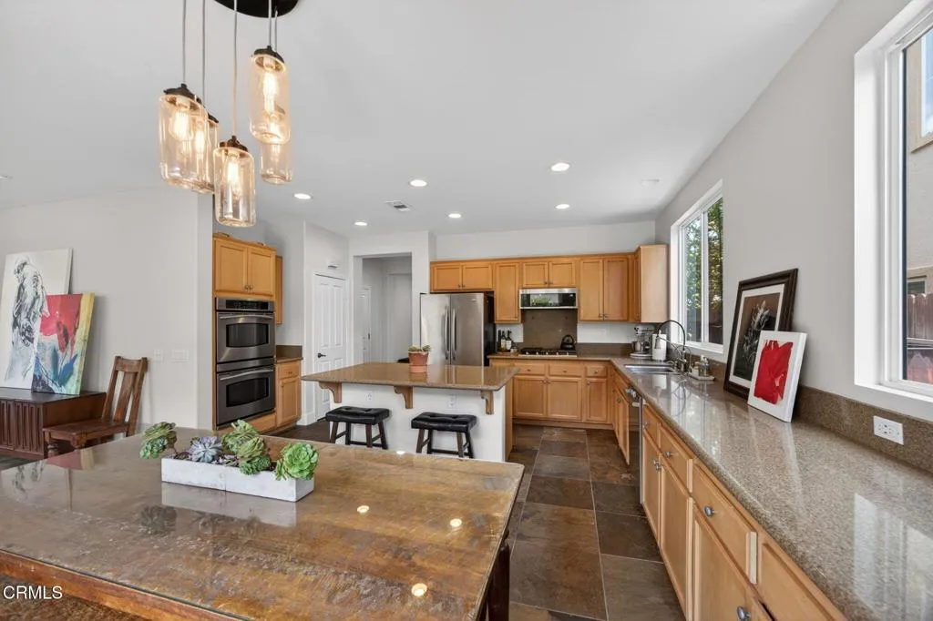 14-web-or-mls-Upmarket Media-4584Marr043