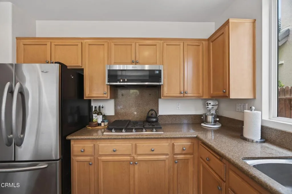 10-web-or-mls-Upmarket Media-4584Marr032