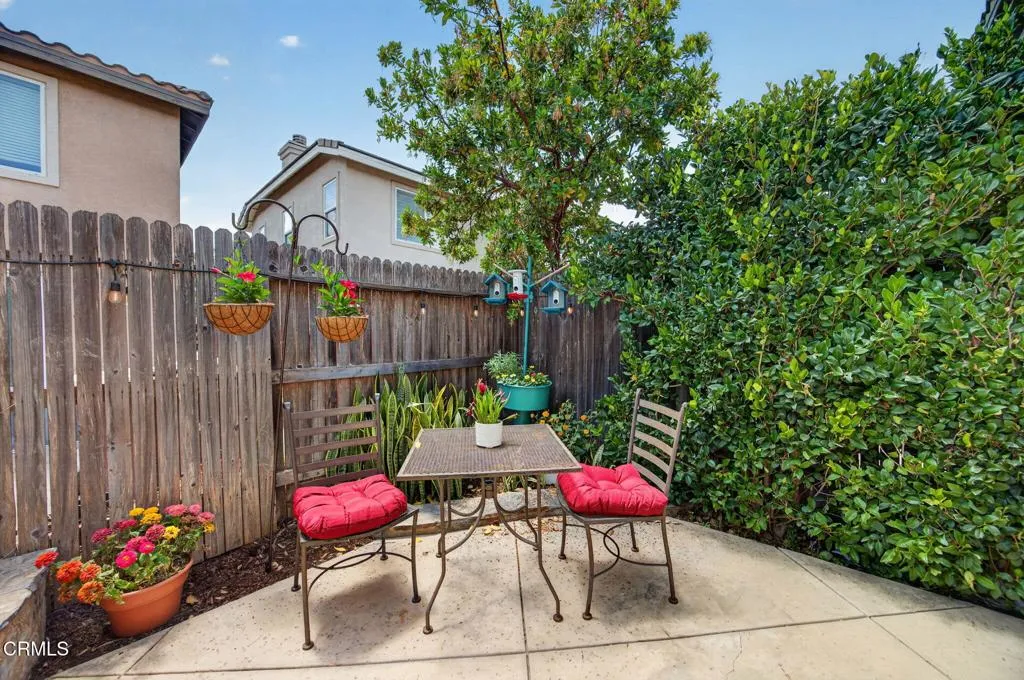 40-web-or-mls-Upmarket Media-4584Marr119