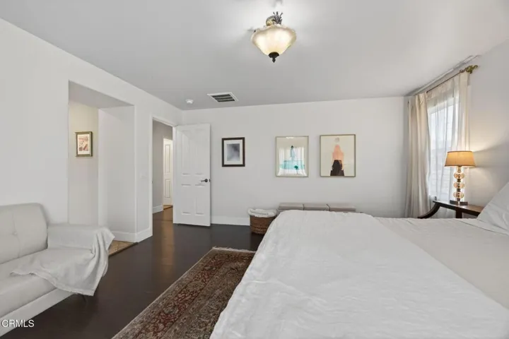 21-web-or-mls-Upmarket Media-4584Marr088