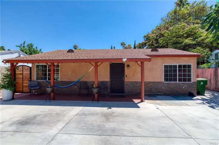 15450 Archwood, Van Nuys, California 91406