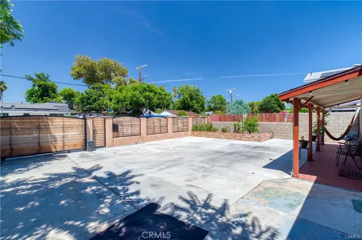 15450 Archwood, Van Nuys, California 91406