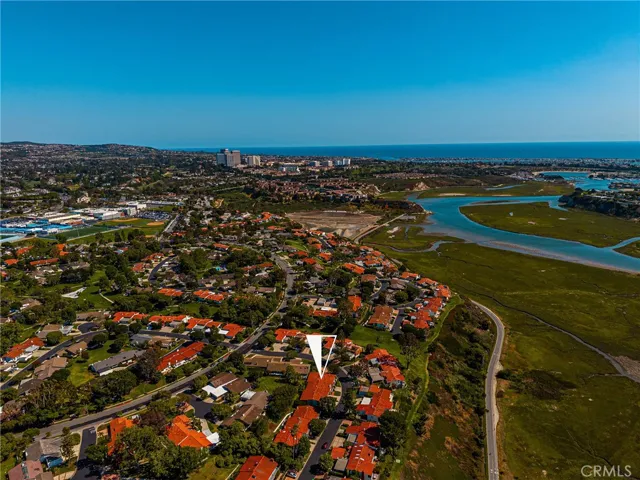 2108 Vista Entrada, Newport Beach, California 92660