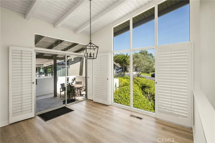 2108 Vista Entrada, Newport Beach, California 92660